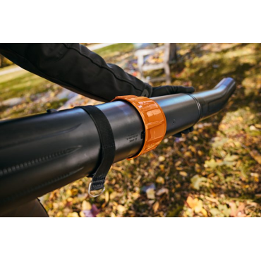 BGA 300 Souffleur à batterie STIHL en utilisation