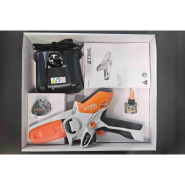 STIHL GTA 26 mini tronçonneuse pack avec batterie et chargeur