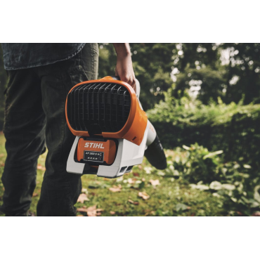 Souffleur à batterie STIHL BGA250