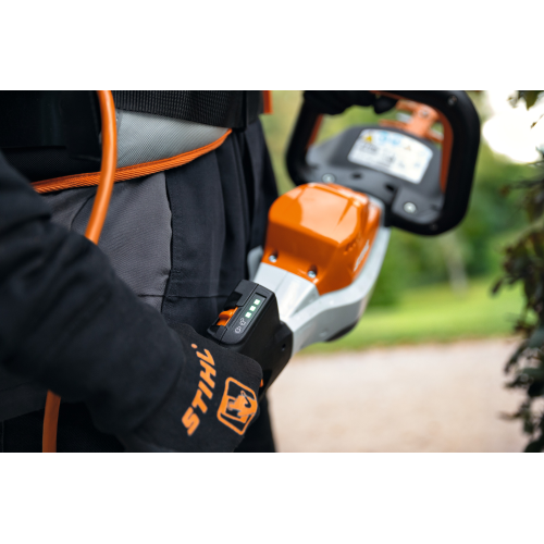 STIHL HSA 130 R 600MM Taille haies professionnel à batterie curseur de niveau de puissance