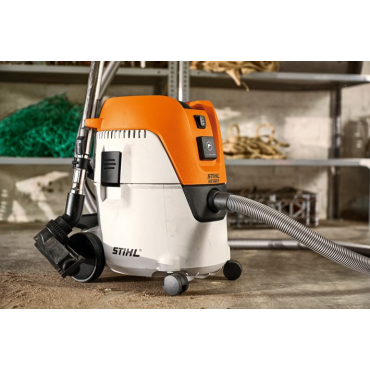 SE62 E Aspirateur eau et poussières STIHL