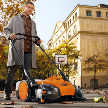 KGA770 Balayeuse à batterie STIHL - AP System