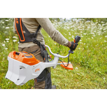 FSA135 Débroussailleuse à batterie STIHL - Gamme AP